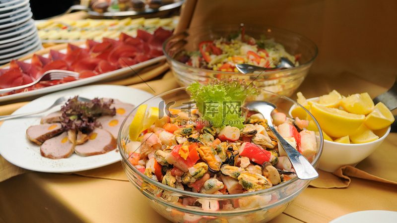 火锅底料批发，500克与1千克的选择有何不同？**